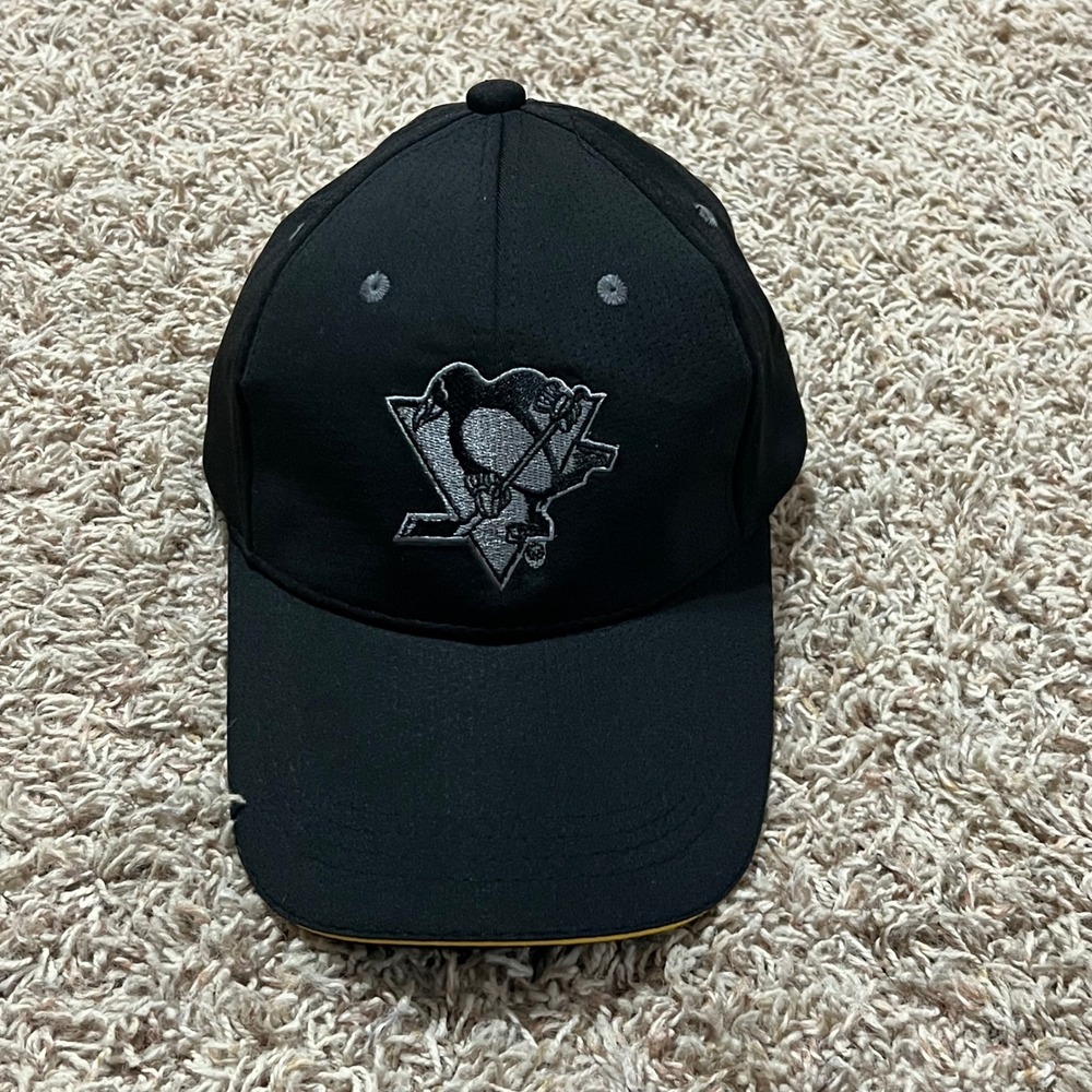 Pittsburgh Penguins NHL Hat Black Silver Tonal Logo Championship Years One Size